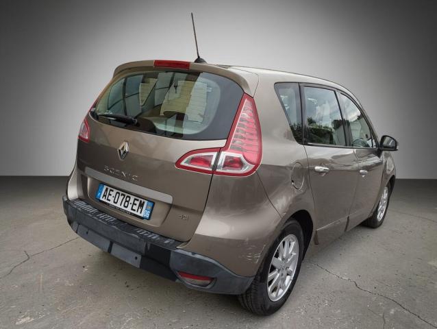 Renault Scénic image 1