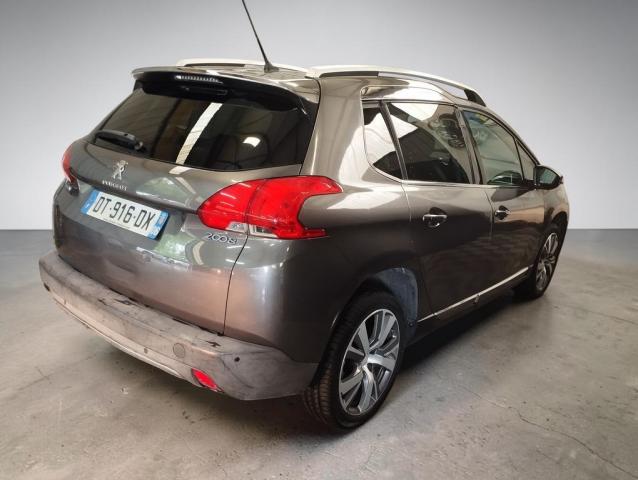 Peugeot 2008 image 3