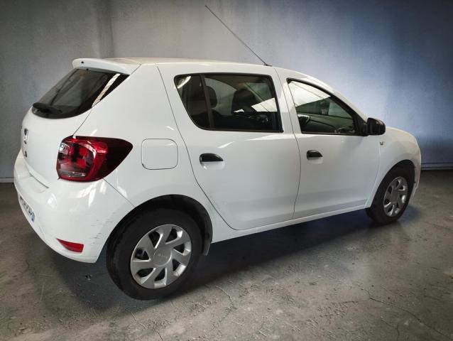 Dacia Sandero image 2