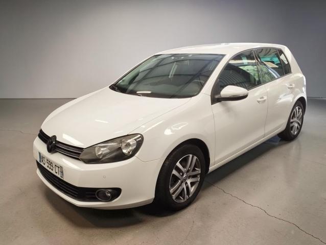 Volkswagen Golf image 6