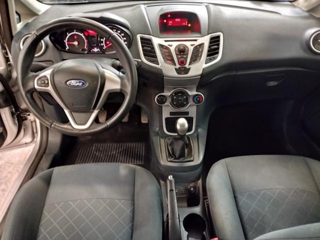 Ford Fiesta image 5
