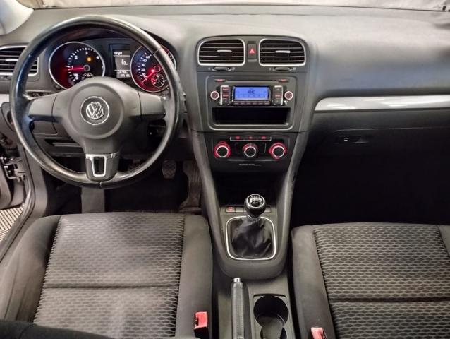 Volkswagen Golf image 1
