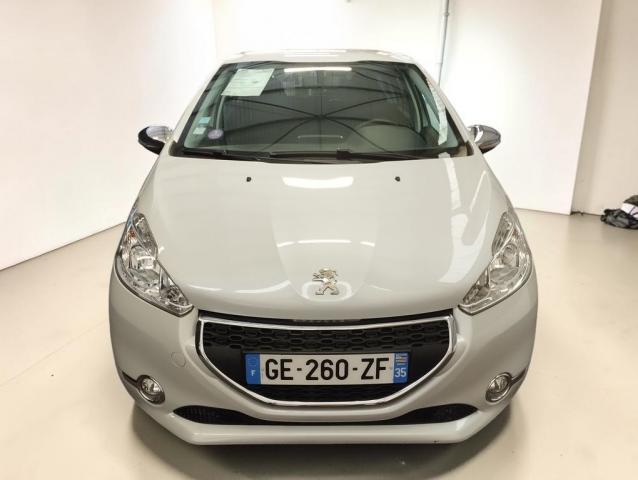 Peugeot 208 image 2