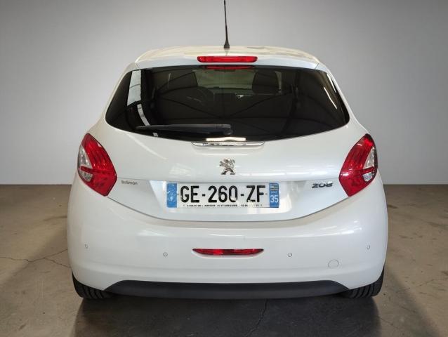 Peugeot 208 image 5