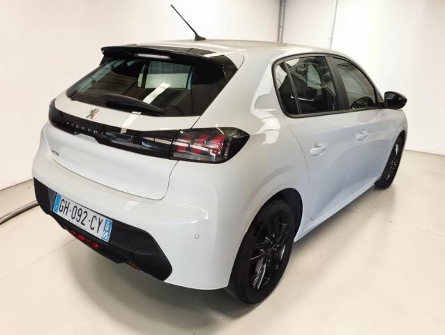 Peugeot 208 image 1