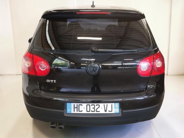 Volkswagen Golf image 6
