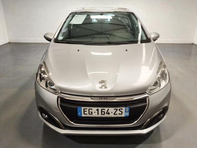 Peugeot 208 image 3