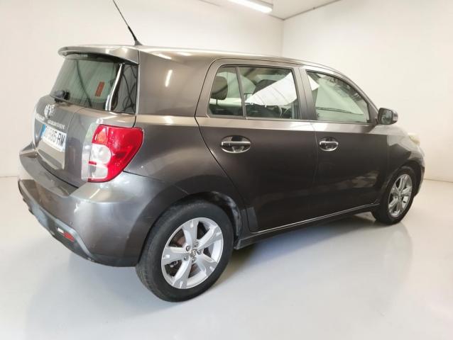 Toyota Urban Cruiser image 1