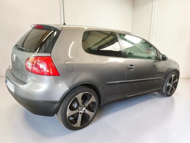Volkswagen Golf image 3
