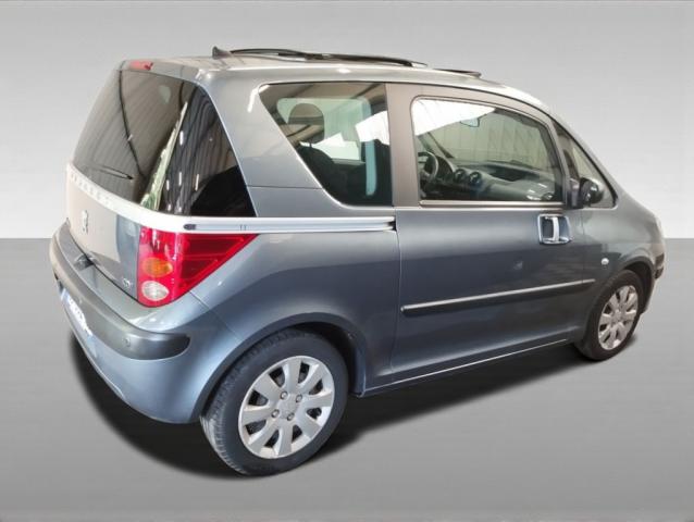 Peugeot 1007 image 2