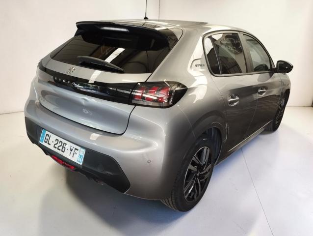 Peugeot 208 image 5