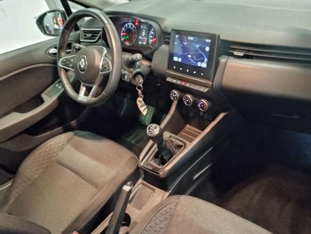 Renault Clio image 2