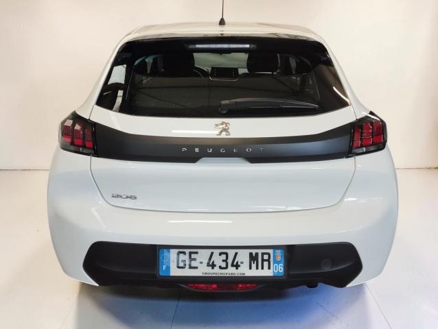 Peugeot 208 image 6