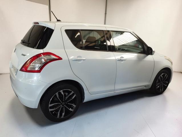 Suzuki Swift image 2