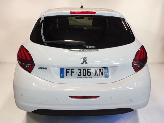 Peugeot 208 image 4