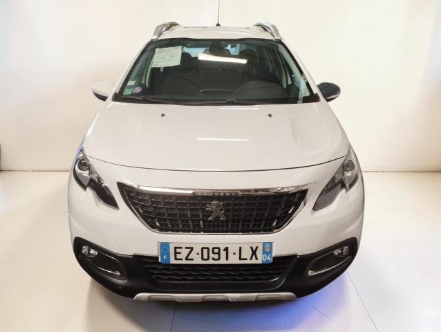 Peugeot 2008 image 2