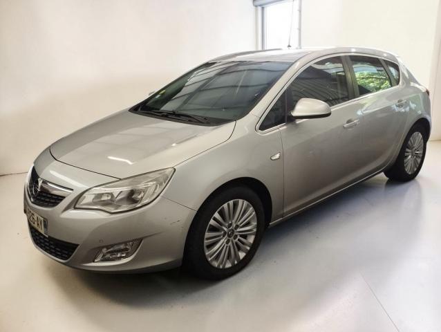 Opel Astra image 2