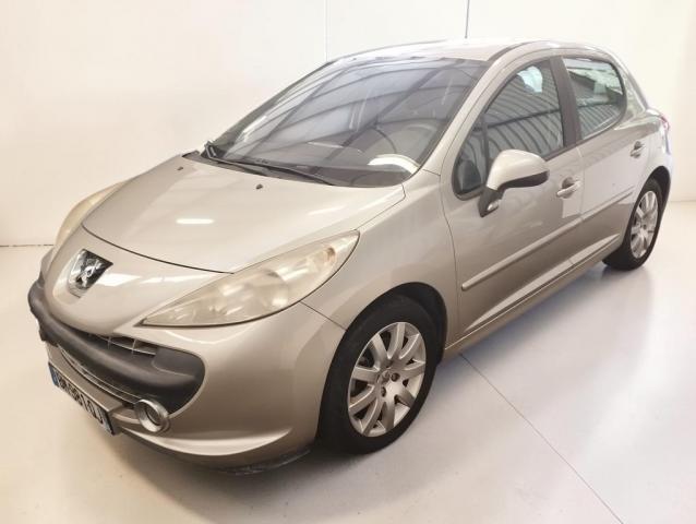 Peugeot 207 image 5