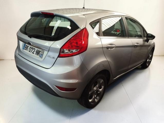Ford Fiesta image 2