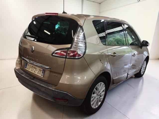 Renault Scénic image 2