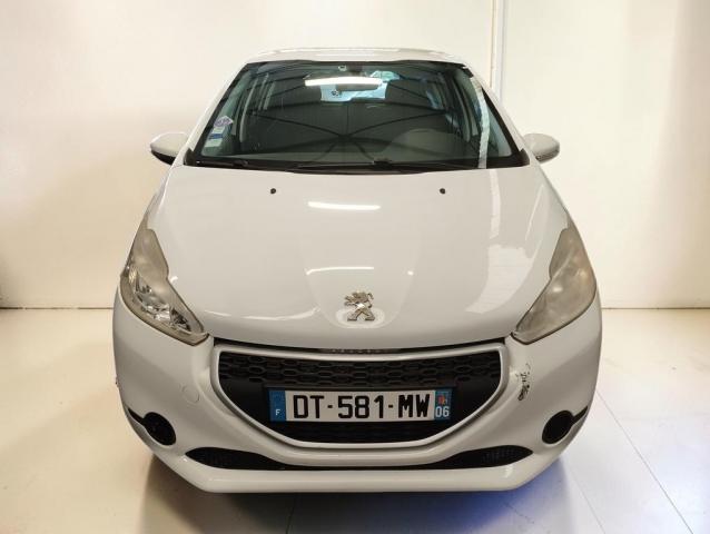 Peugeot 208 image 4