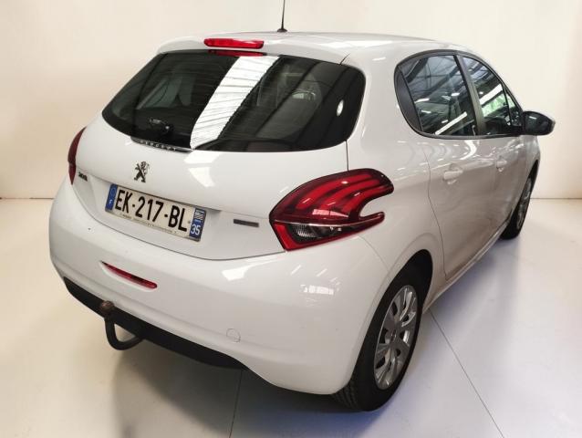 Peugeot 208 image 4