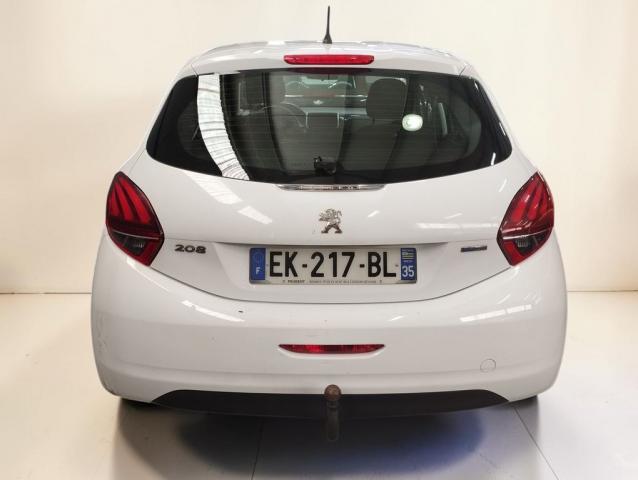 Peugeot 208 image 5