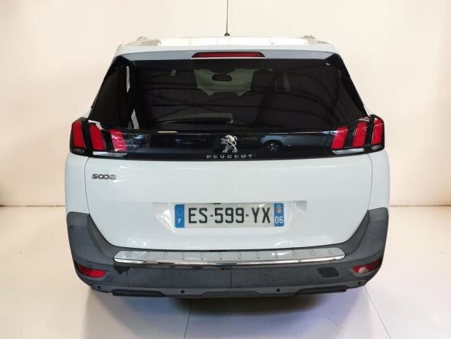Peugeot 5008 image 4