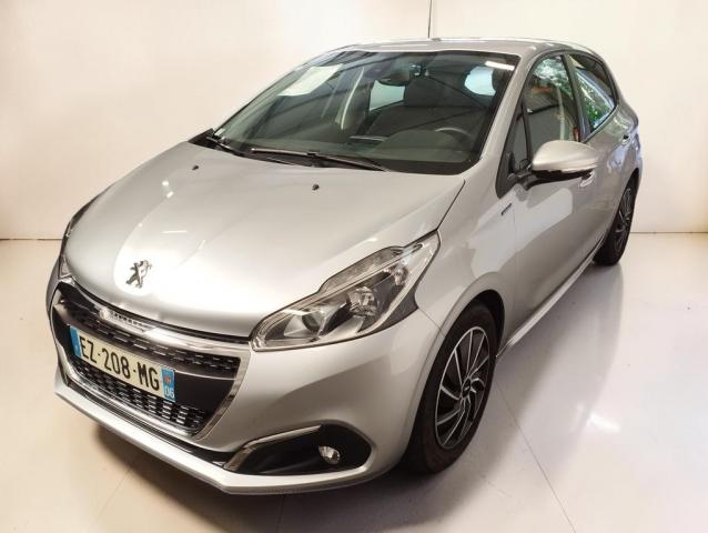 Peugeot 208 1.2 Vti 82 Signature 5p