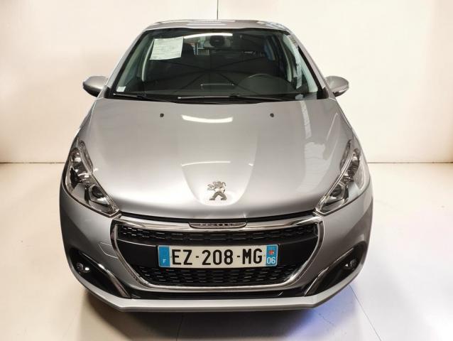 Peugeot 208 image 6