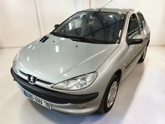Peugeot 206 1.6 16v 75
