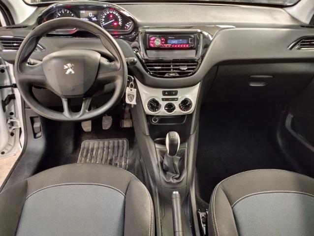 Peugeot 208 image 3