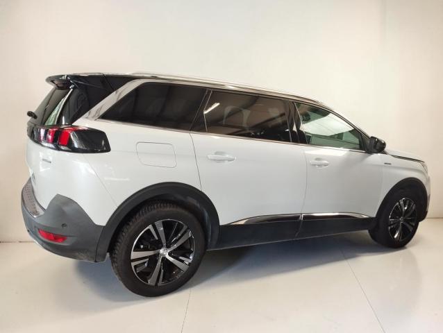 Peugeot 5008 image 5