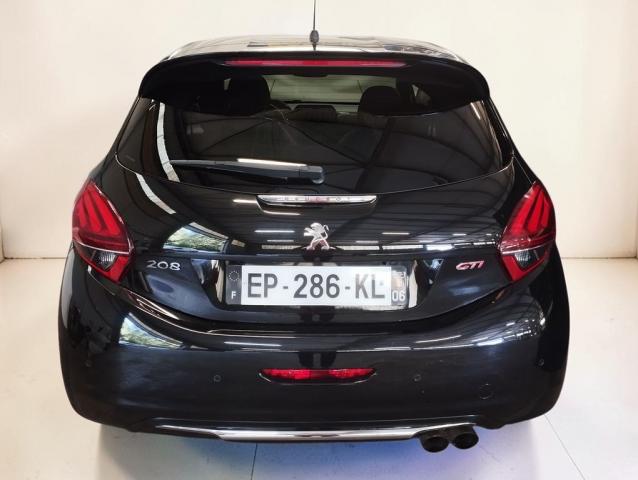 Peugeot 208 image 4