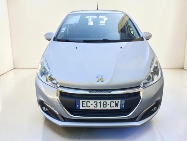 Peugeot 208 image 6