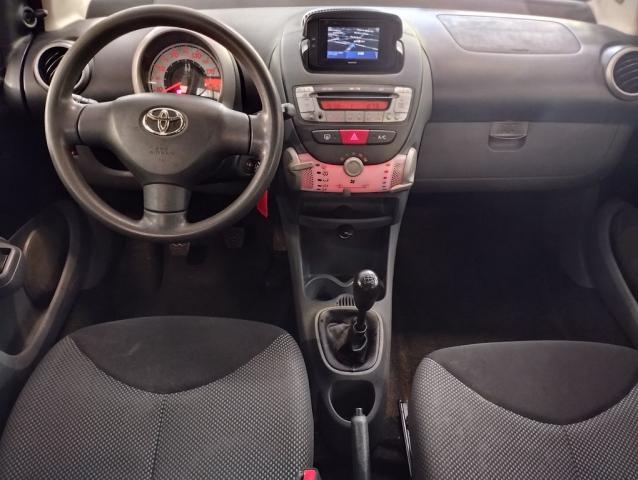 Toyota Aygo image 5