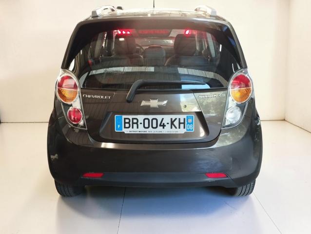 Chevrolet Spark image 2