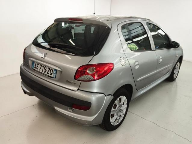 Peugeot 206+ image 4