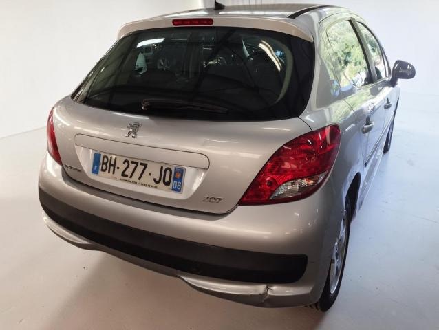 Peugeot 207 image 5