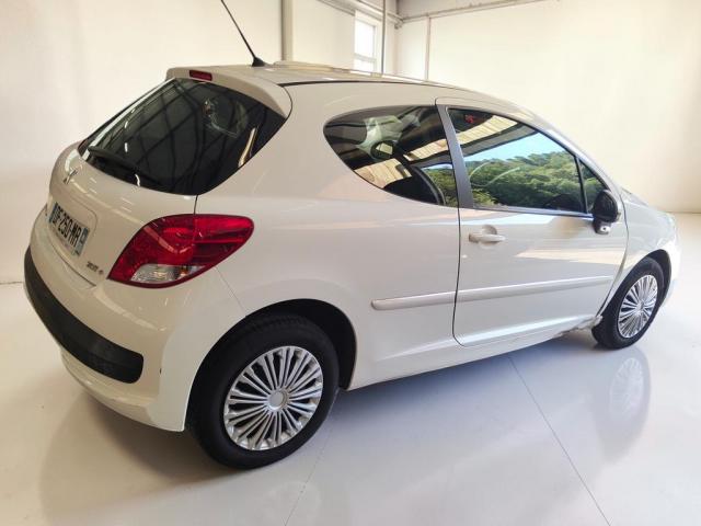 Peugeot 207+ image 2