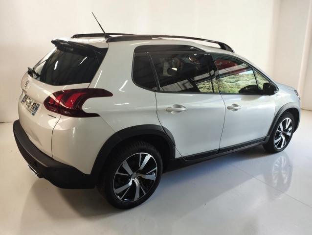 Peugeot 2008 image 6
