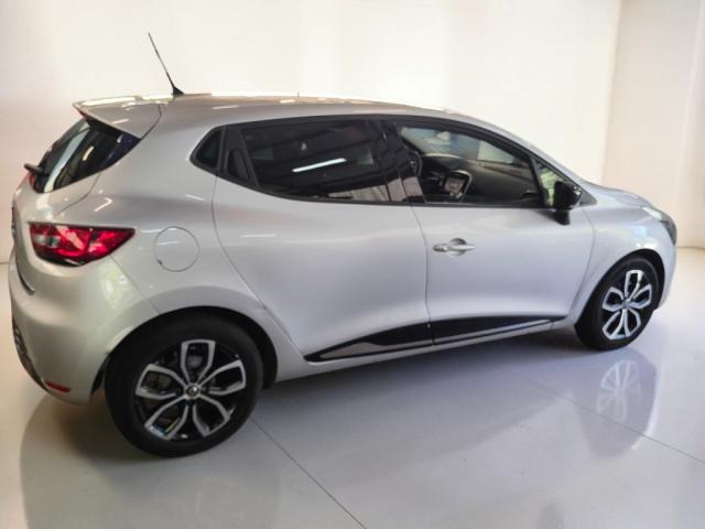 Renault Clio image 4