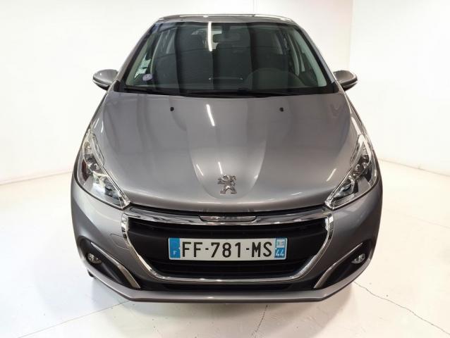 Peugeot 208 image 1