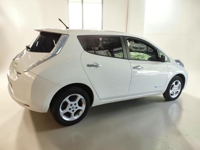 Nissan Leaf image 6