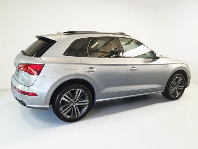 Audi Q5 image 2