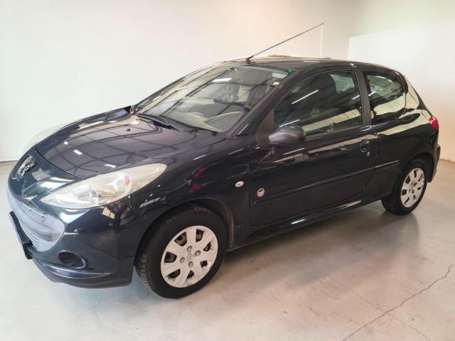 Peugeot 206+ image 1