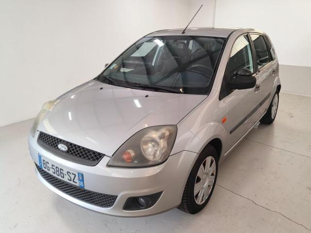 Ford Fiesta 1.3 70 Ambiente 5p