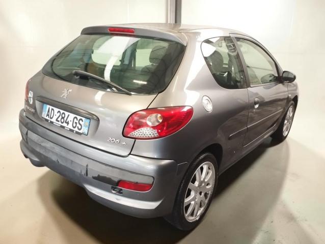 Peugeot 206+ image 5