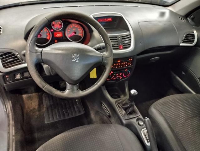 Peugeot 206+ image 6