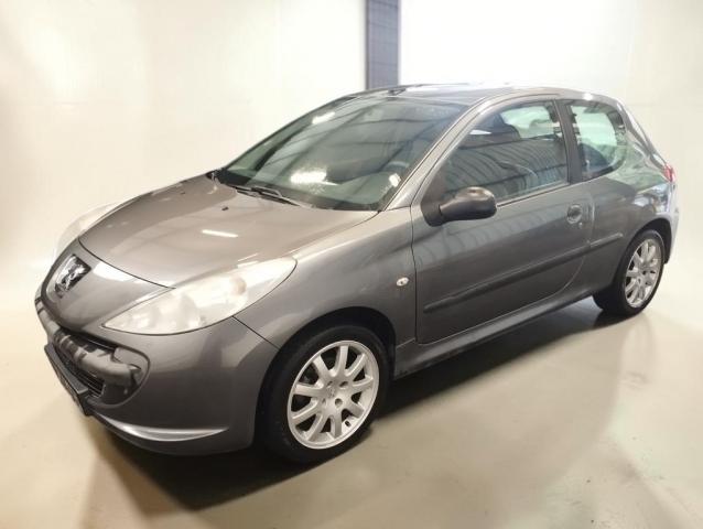 Peugeot 206+ image 2
